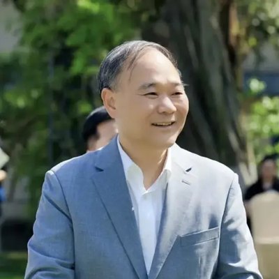 李书福